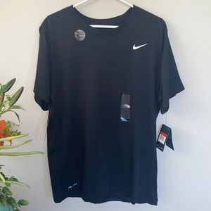 Men’s training shirt